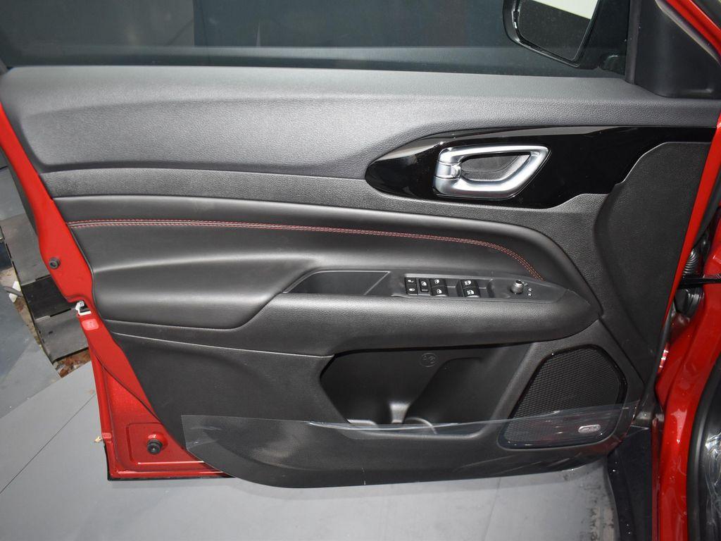 new 2026 Jeep Compass car, priced at $35,981