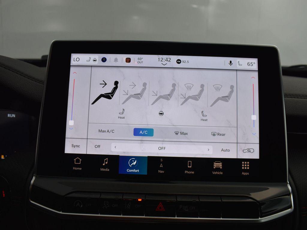 new 2026 Jeep Compass car, priced at $35,981