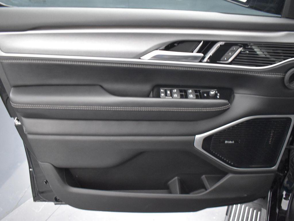 new 2026 Jeep Grand Wagoneer car, priced at $79,303