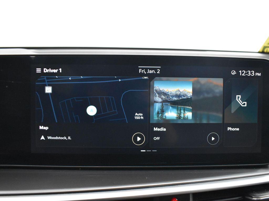 used 2024 Kia Sorento car, priced at $25,677