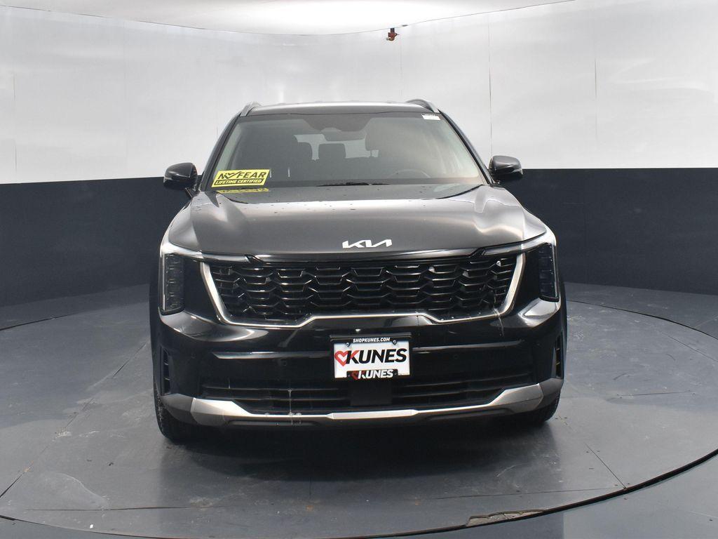 used 2024 Kia Sorento car, priced at $25,677