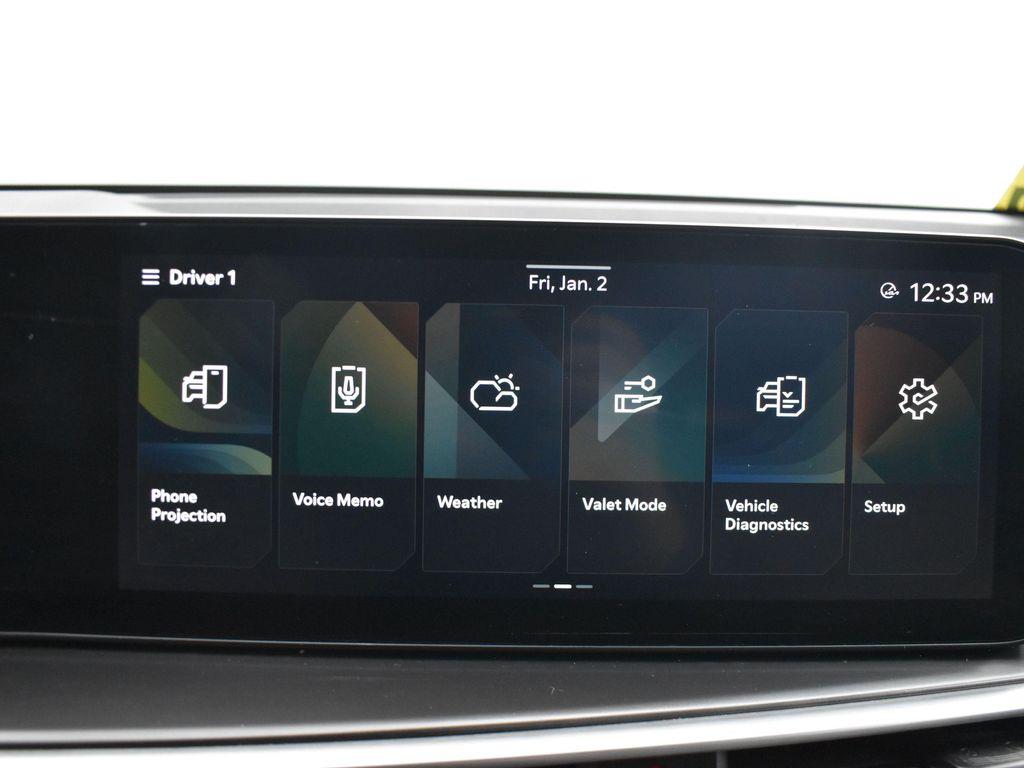 used 2024 Kia Sorento car, priced at $25,677