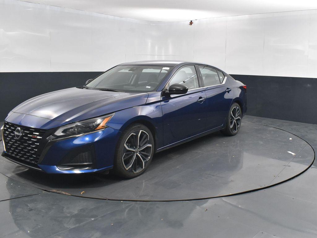 used 2023 Nissan Altima car, priced at $17,989