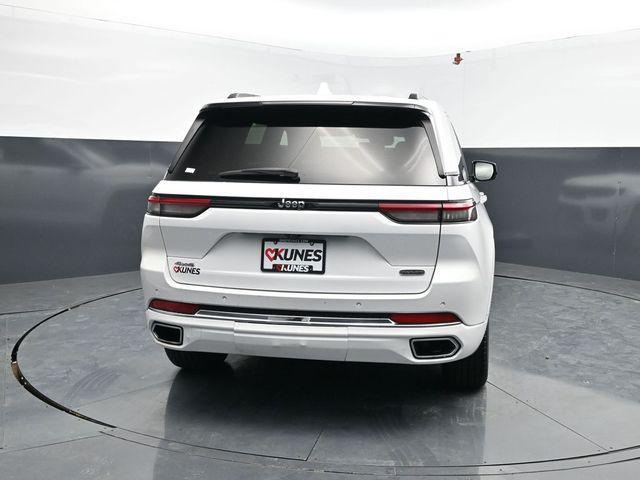 used 2022 Jeep Grand Cherokee car, priced at $27,230