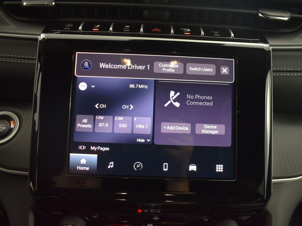 new 2025 Jeep Grand Cherokee L car, priced at $45,096