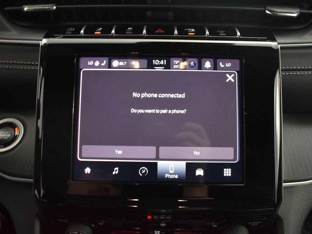 new 2025 Jeep Grand Cherokee L car, priced at $45,096