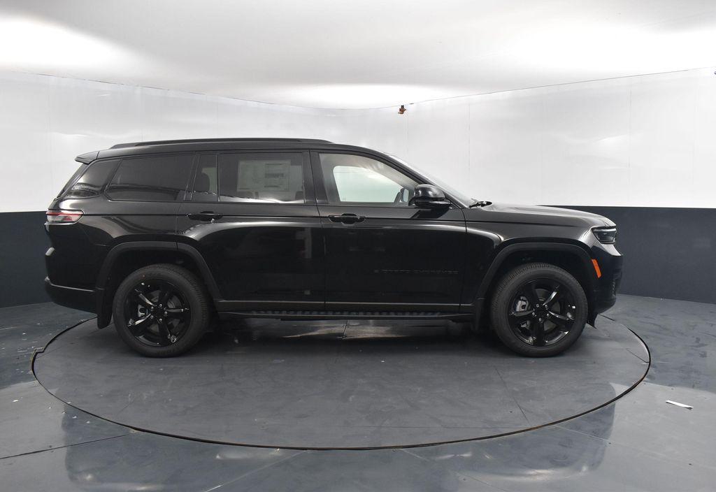 new 2025 Jeep Grand Cherokee L car, priced at $45,096