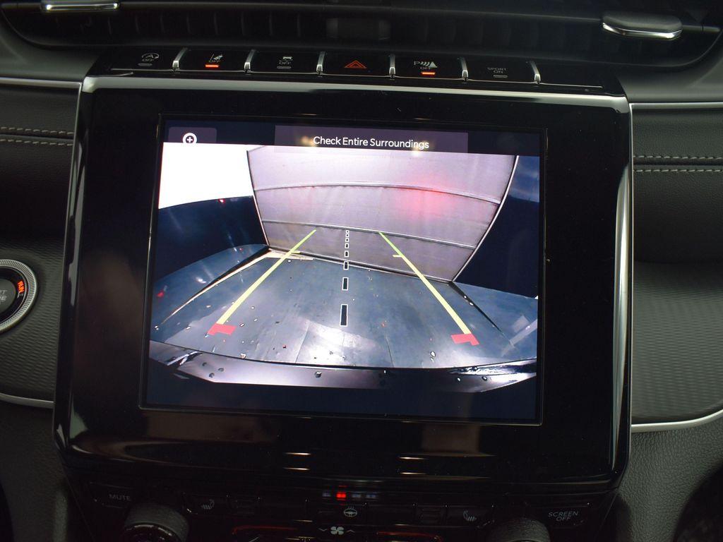 new 2025 Jeep Grand Cherokee L car, priced at $45,096