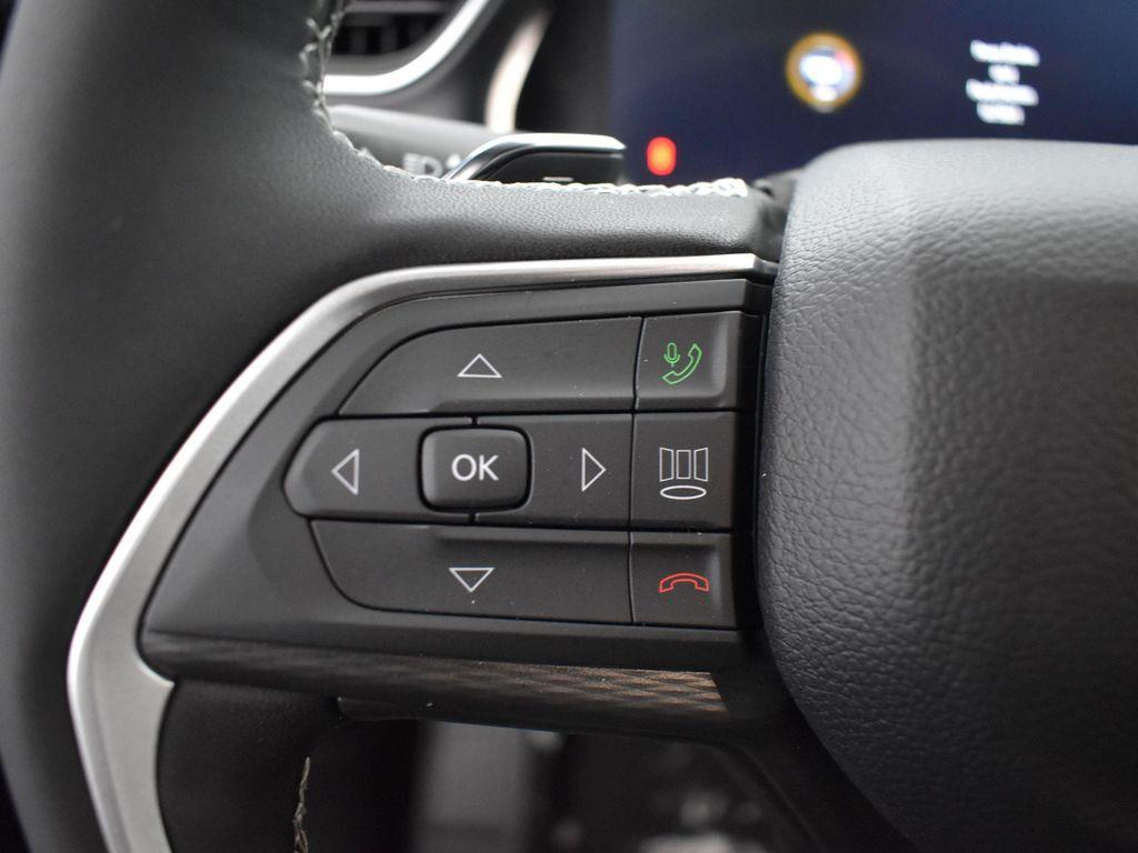 new 2025 Jeep Grand Cherokee car, priced at $43,934