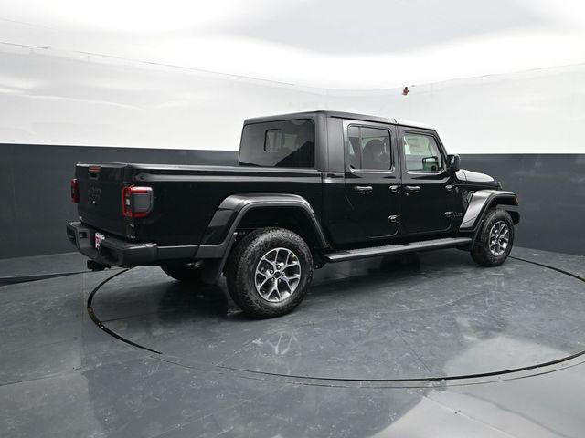 new 2026 Jeep Gladiator car, priced at $54,912