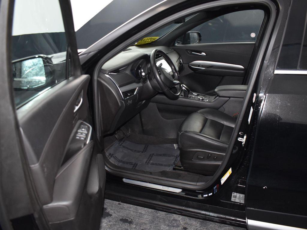 used 2023 Cadillac XT4 car, priced at $24,999