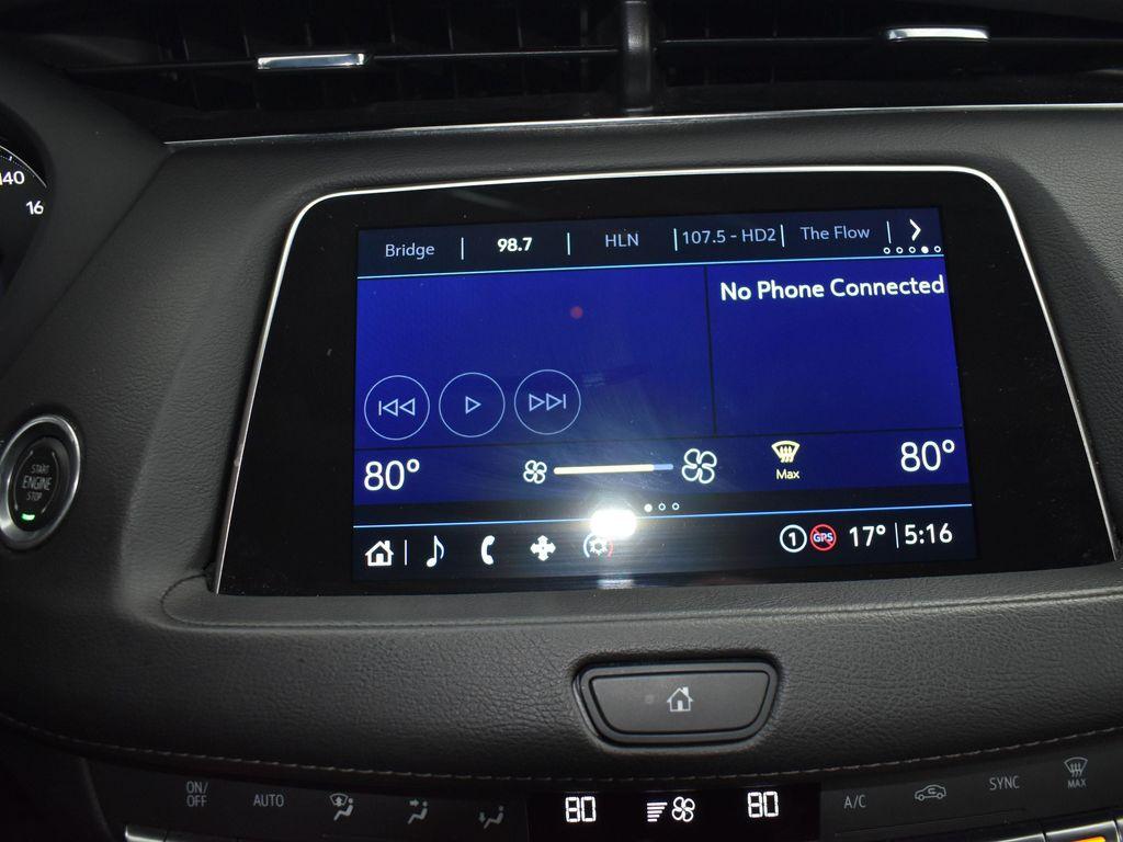 used 2023 Cadillac XT4 car, priced at $24,999