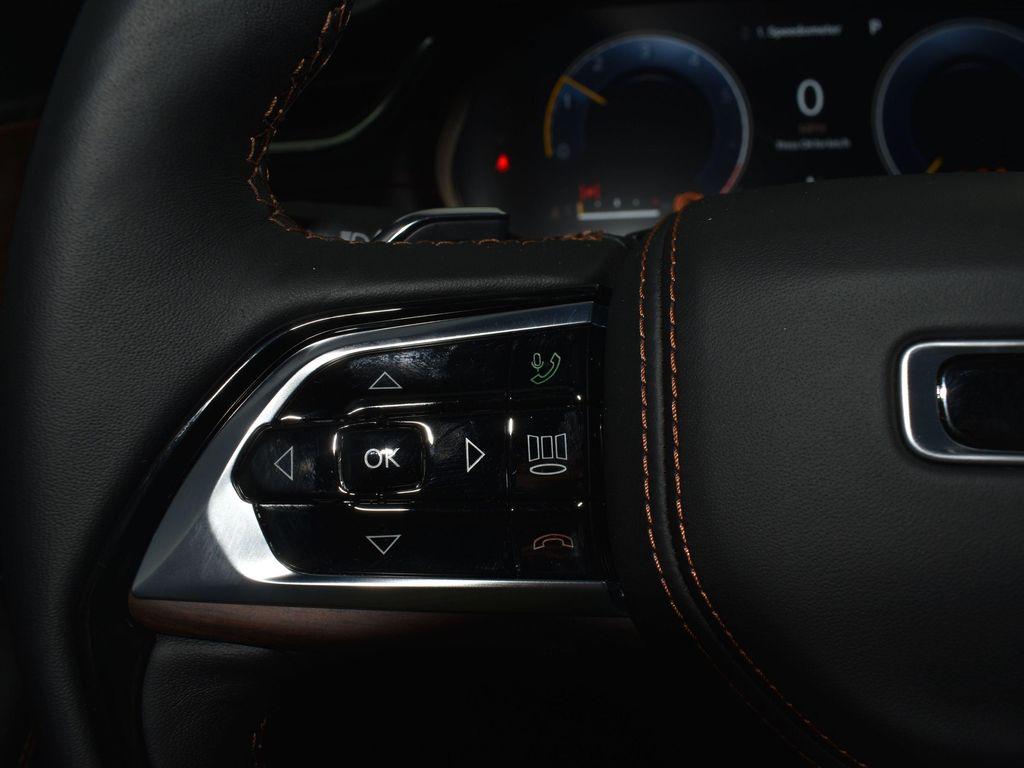 new 2025 Jeep Grand Cherokee car, priced at $64,914