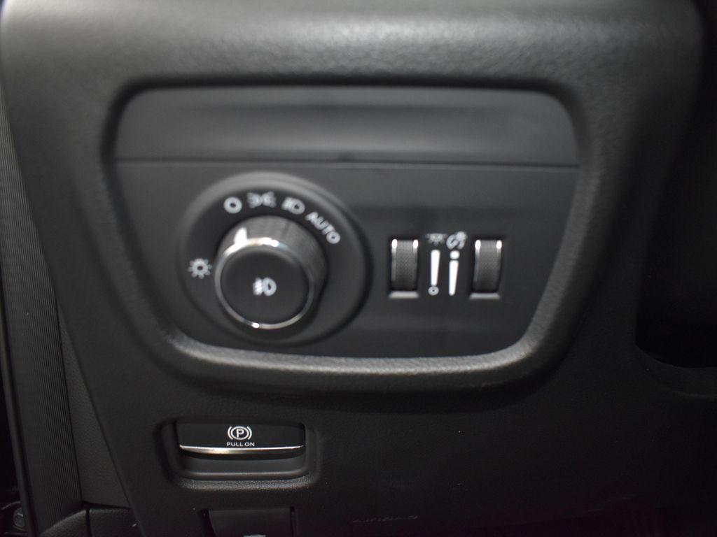 new 2025 Jeep Grand Cherokee car, priced at $64,914