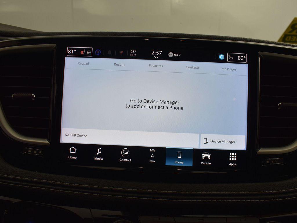 used 2024 Chrysler Pacifica Hybrid car, priced at $26,974