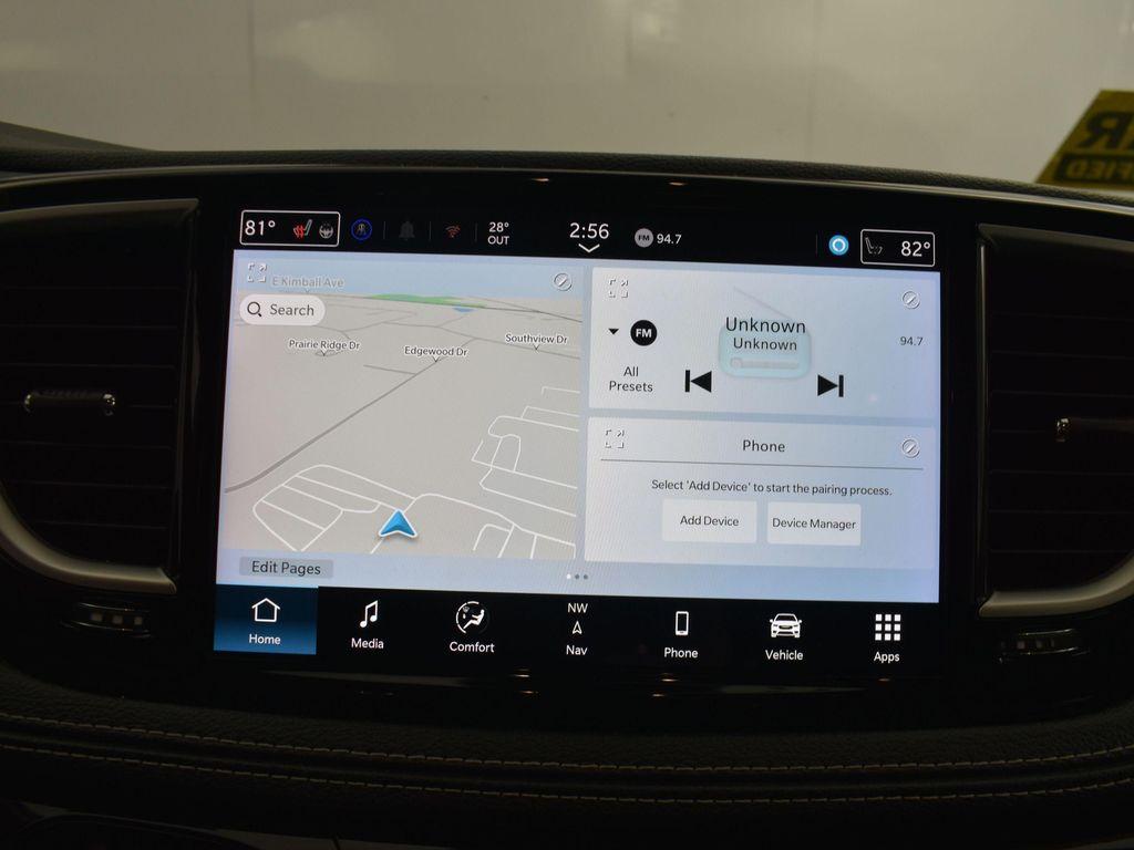 used 2024 Chrysler Pacifica Hybrid car, priced at $26,974