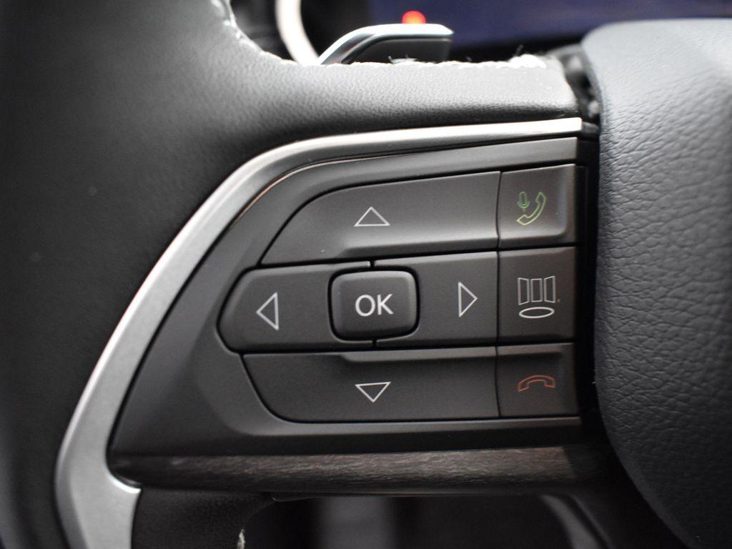 new 2025 Jeep Grand Cherokee car, priced at $44,797