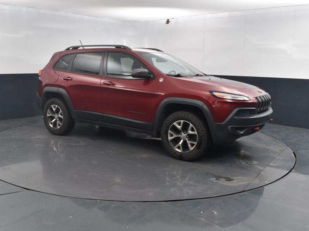 used 2014 Jeep Cherokee car, priced at $5,900