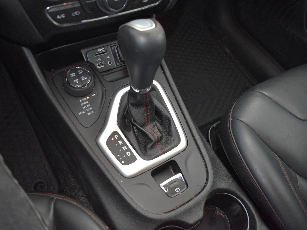 used 2014 Jeep Cherokee car, priced at $5,900