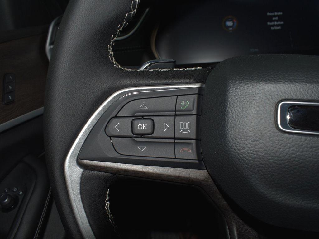 new 2025 Jeep Grand Cherokee L car, priced at $51,511