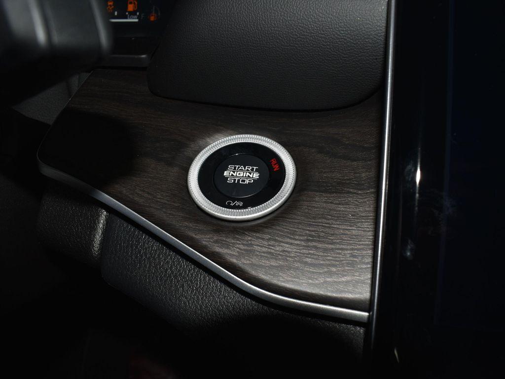 new 2025 Jeep Grand Cherokee L car, priced at $51,511