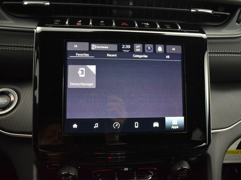 new 2025 Jeep Grand Cherokee car, priced at $37,483