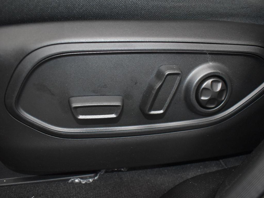 new 2025 Jeep Grand Cherokee car, priced at $37,483