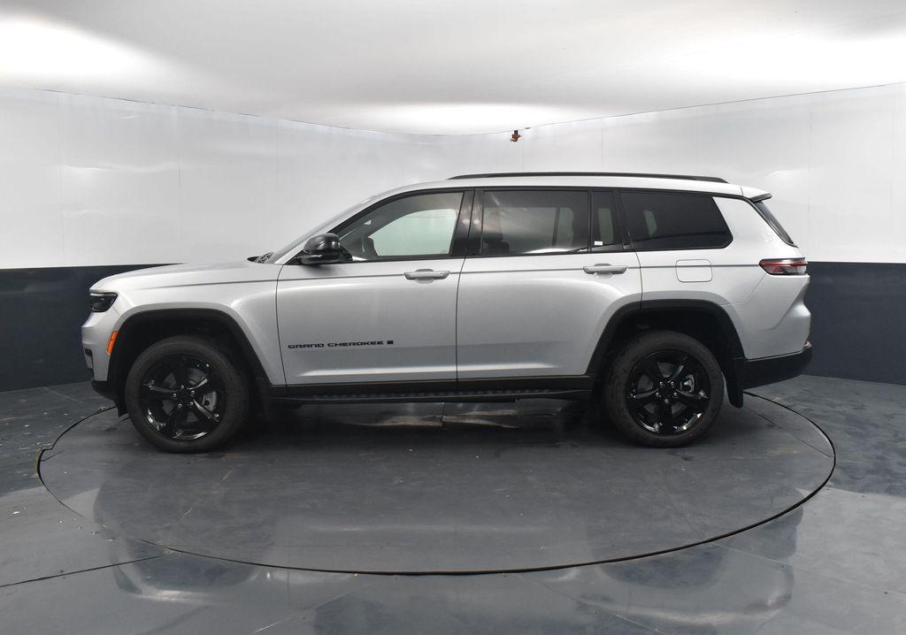 new 2025 Jeep Grand Cherokee L car, priced at $46,230