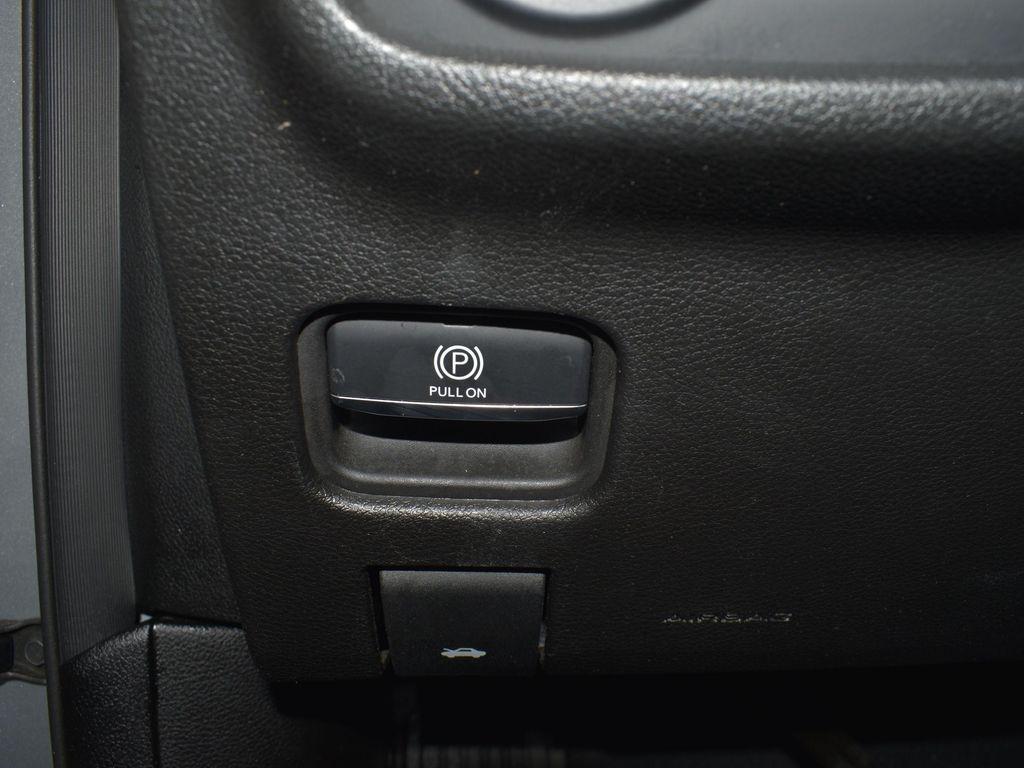 used 2024 Jeep Grand Cherokee L car, priced at $26,711