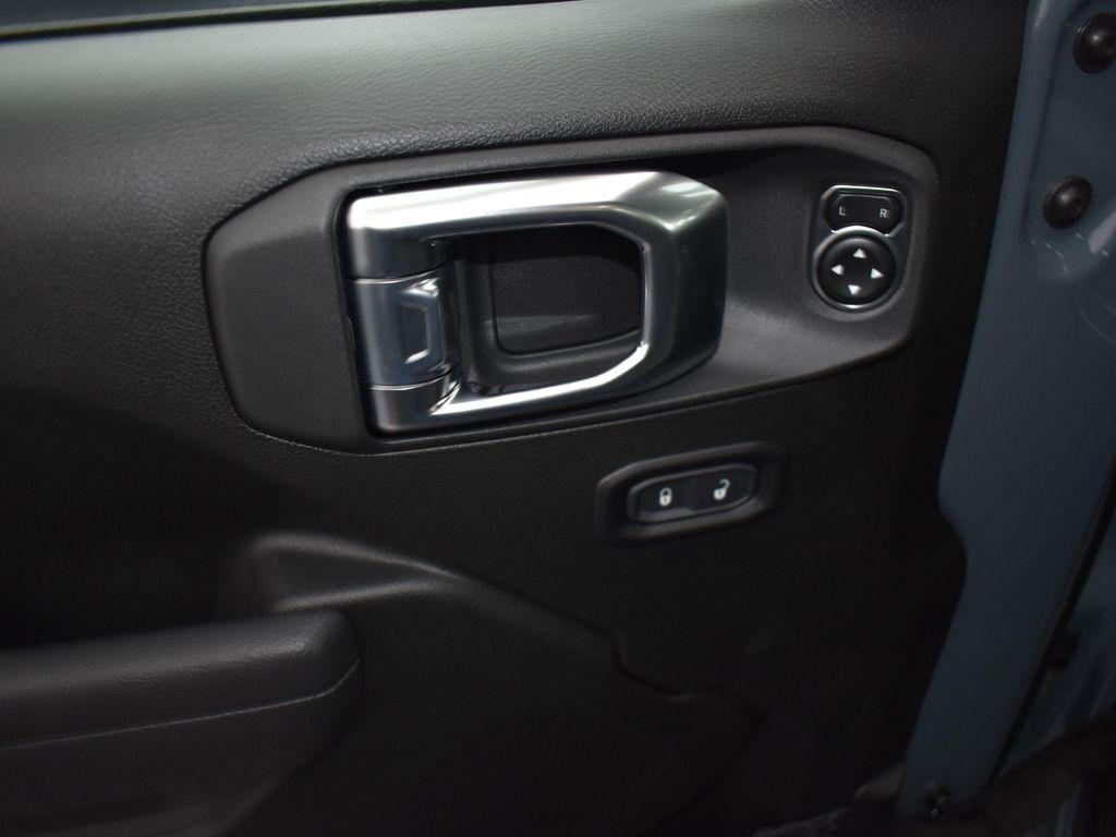 new 2026 Jeep Wrangler car, priced at $42,246