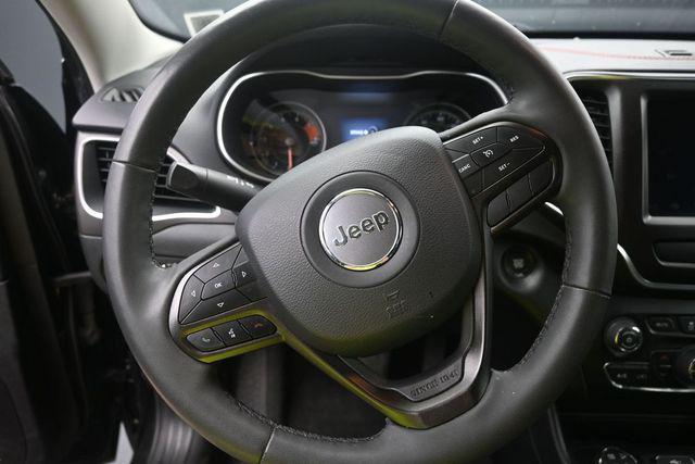 used 2022 Jeep Cherokee car, priced at $25,810