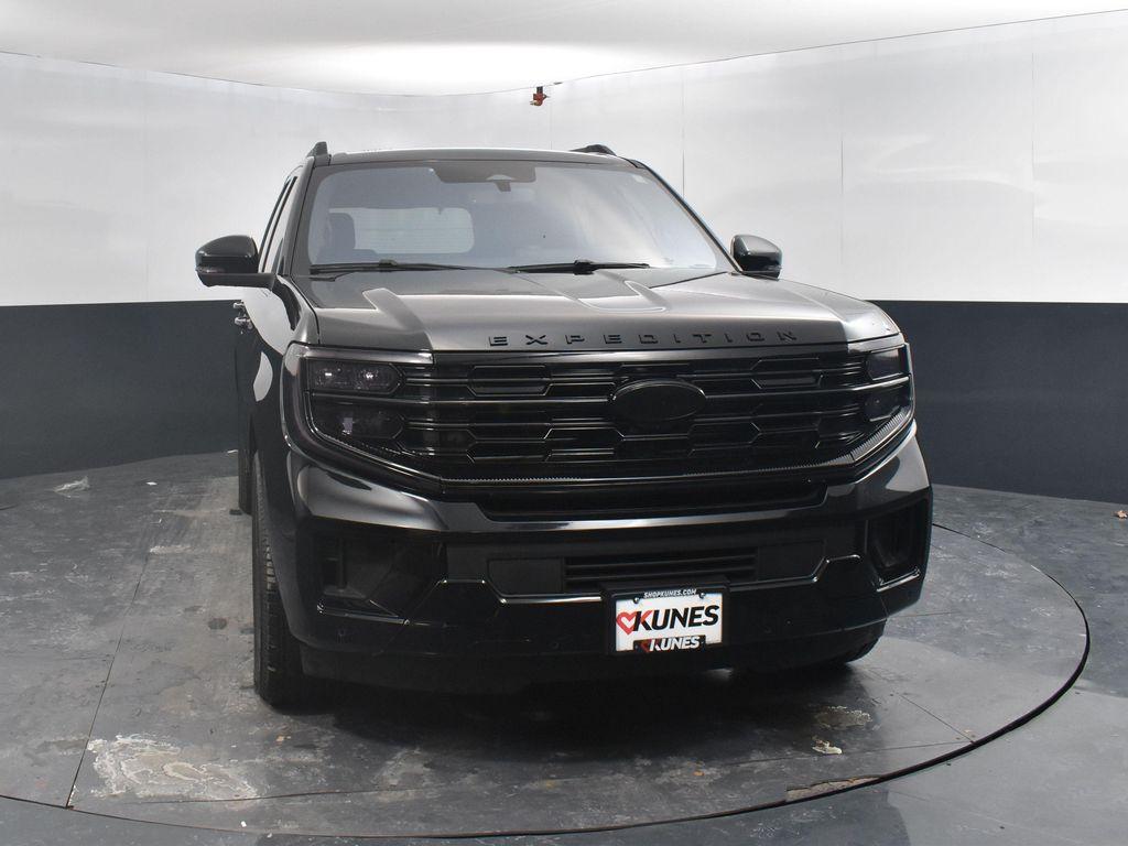 used 2025 Ford Expedition car, priced at $76,974