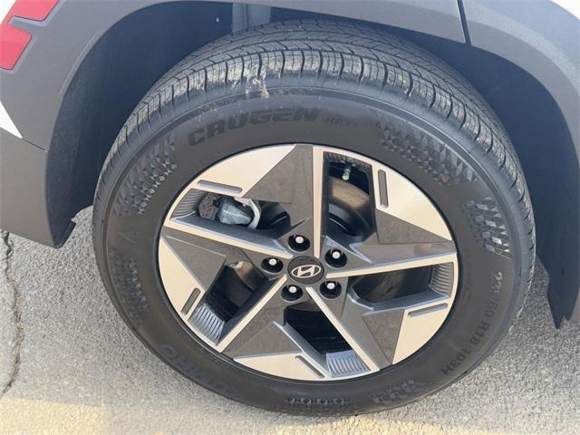new 2025 Hyundai Tucson car, priced at $28,781