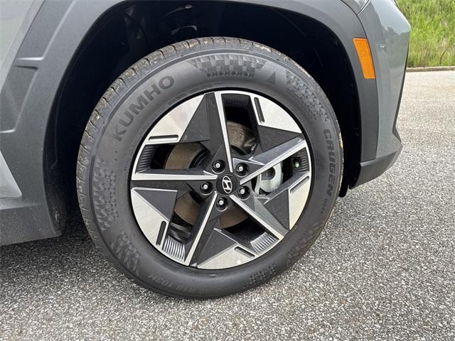 new 2025 Hyundai Tucson car, priced at $28,319