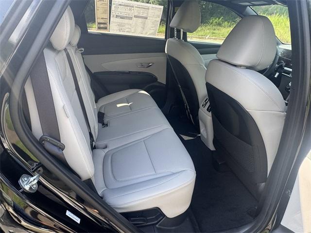 new 2025 Hyundai TUCSON Hybrid car, priced at $39,341