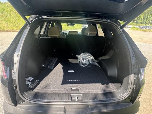 new 2025 Hyundai TUCSON Hybrid car, priced at $39,341