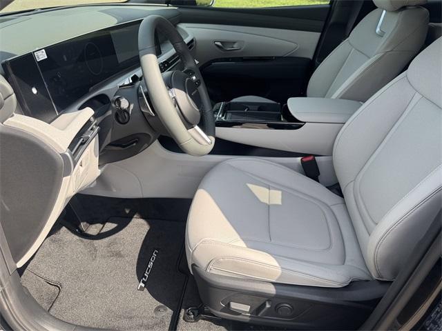 new 2025 Hyundai TUCSON Hybrid car, priced at $39,341