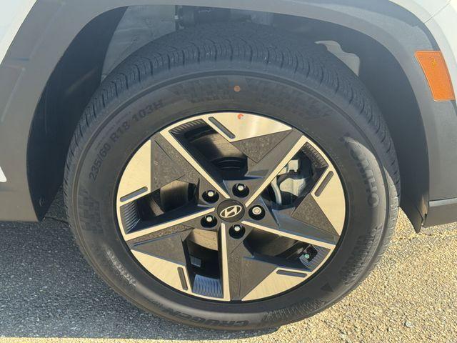 new 2025 Hyundai Tucson car, priced at $33,256
