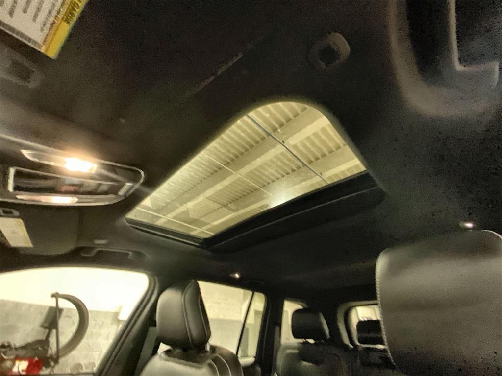 used 2024 Jeep Grand Cherokee car, priced at $32,524