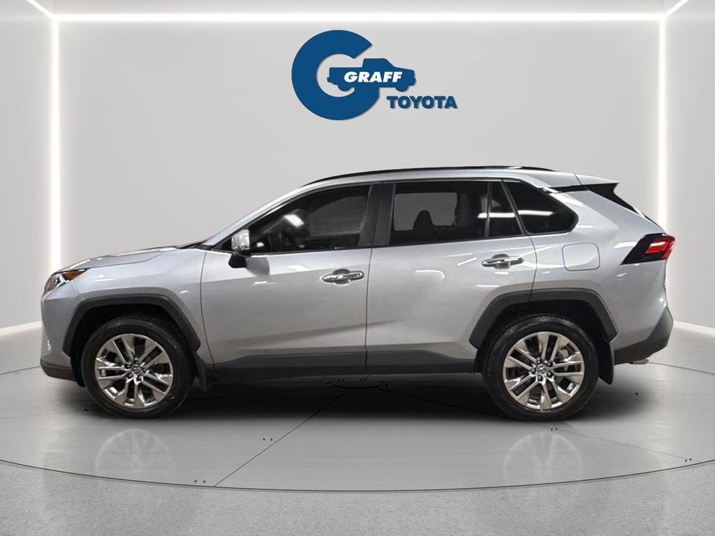 used 2019 Toyota RAV4 car, priced at $22,172