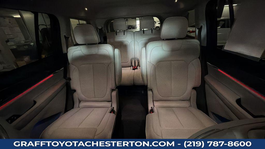 used 2021 Jeep Grand Cherokee L car, priced at $28,779