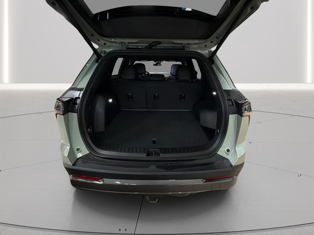 used 2026 Chevrolet Equinox car, priced at $30,499