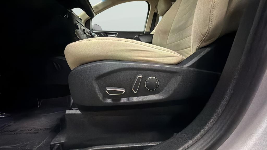 used 2018 Ford Edge car, priced at $17,917