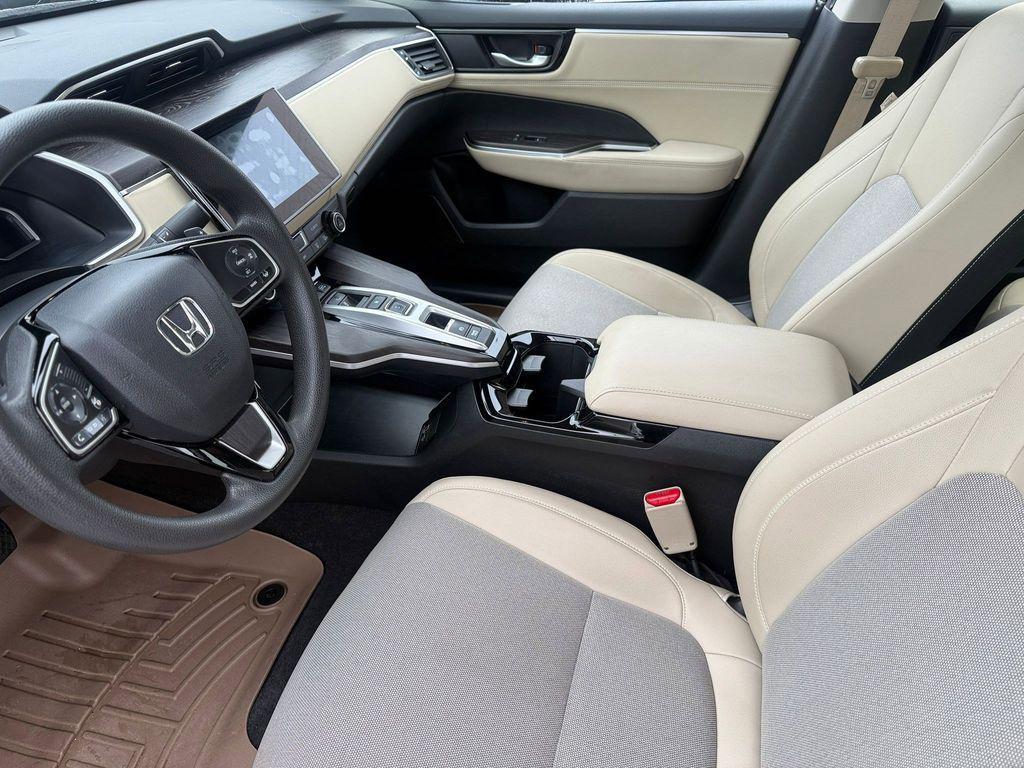 used 2018 Honda Clarity Plug-In Hybrid car, priced at $17,499