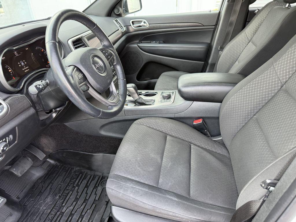used 2018 Jeep Grand Cherokee car, priced at $15,499