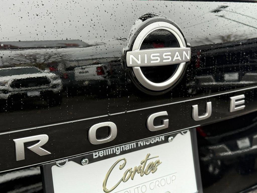 used 2025 Nissan Rogue car, priced at $25,799