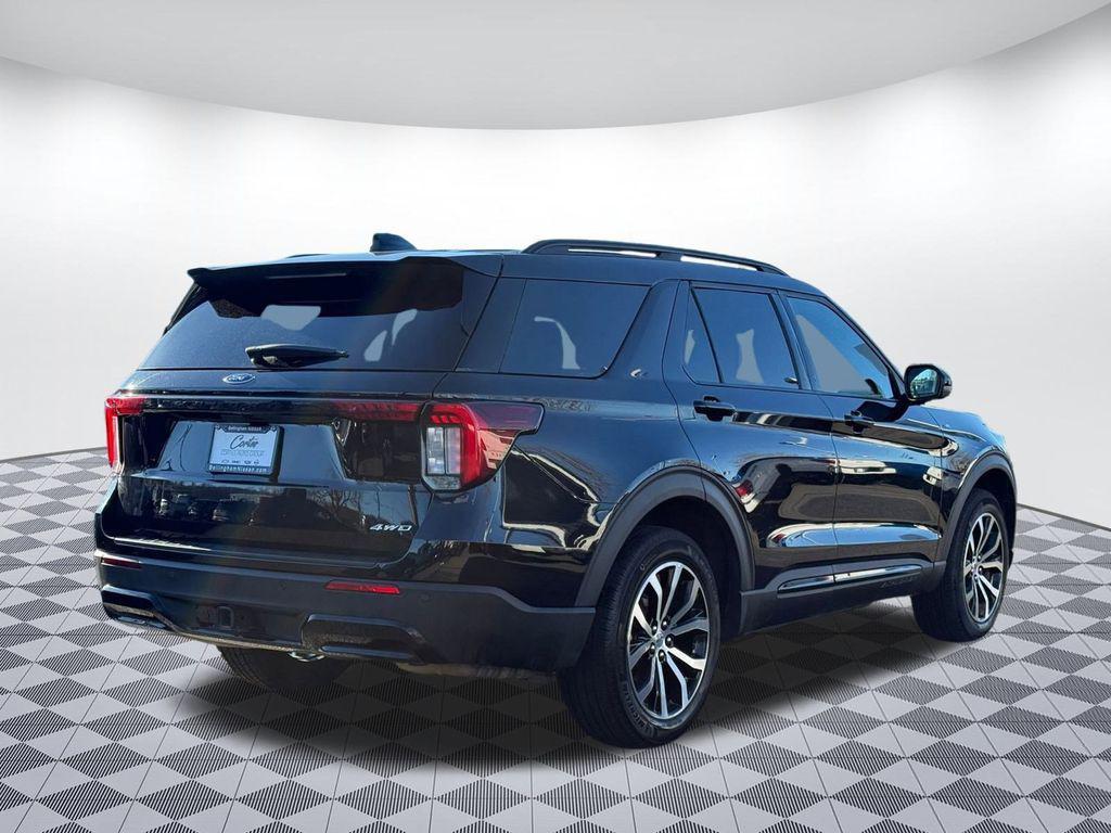 used 2025 Ford Explorer car, priced at $36,899