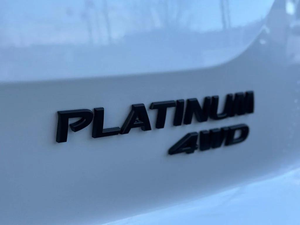 new 2025 Nissan Pathfinder car, priced at $45,349