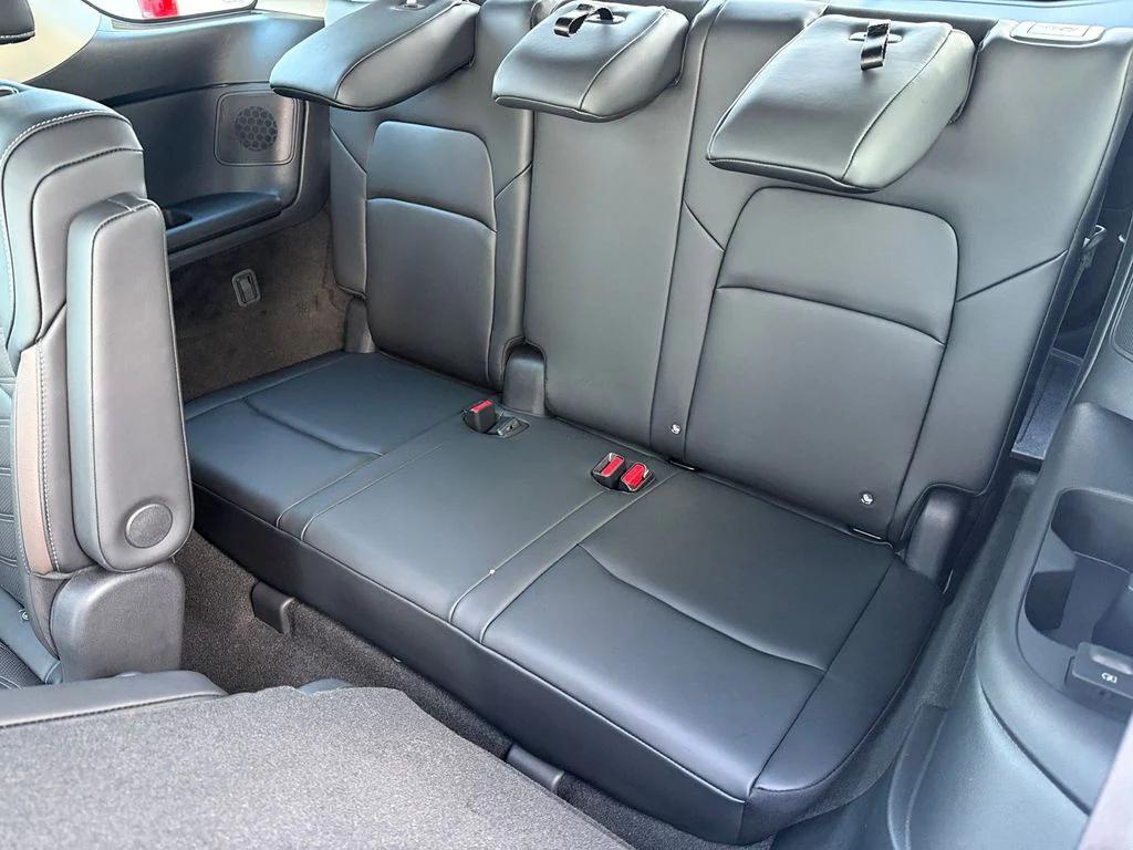 new 2025 Nissan Pathfinder car, priced at $45,349