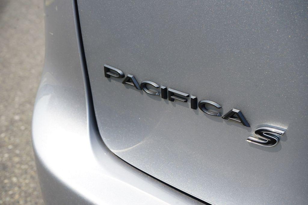 used 2021 Chrysler Pacifica car, priced at $28,499